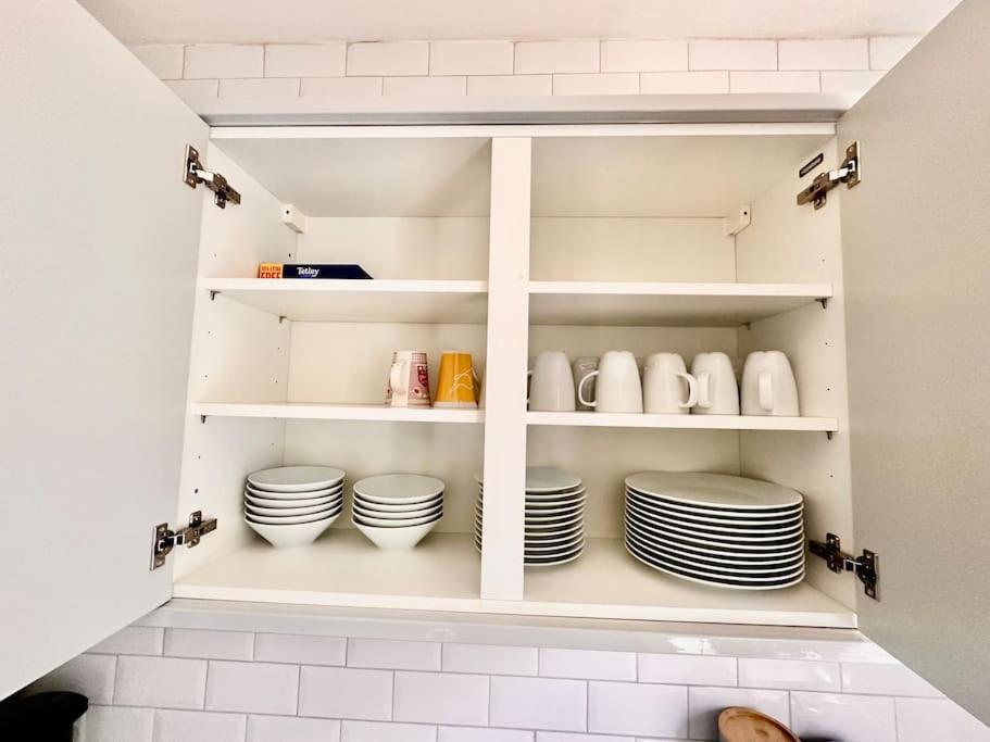 5 Bed Property In Se12 런던 외부 사진